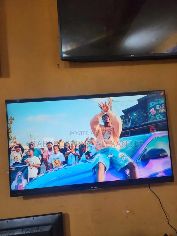 Ultra Slim Sony 50 Inches Uhd Smart Led Tv With Quality Graphics photo 3