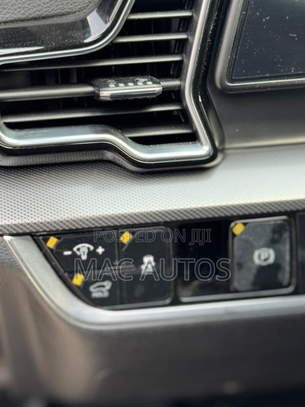 Kia Sportage SX-Prestige 2024 Black photo 19