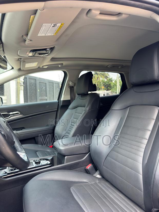 Kia Sportage SX-Prestige 2024 Black photo 10