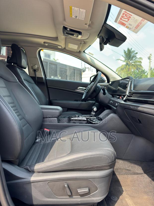 Kia Sportage SX-Prestige 2024 Black photo 15