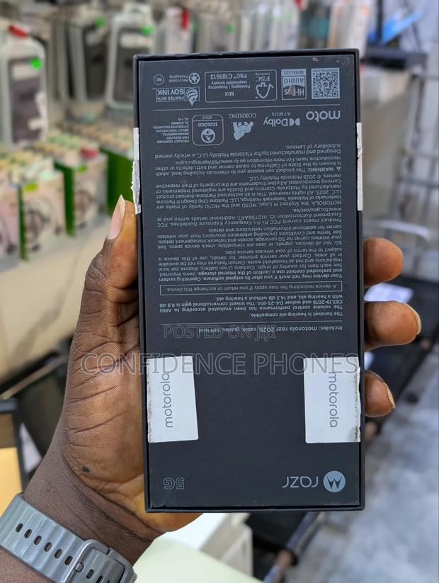 New Motorola Razr 2024 256 GB Blue