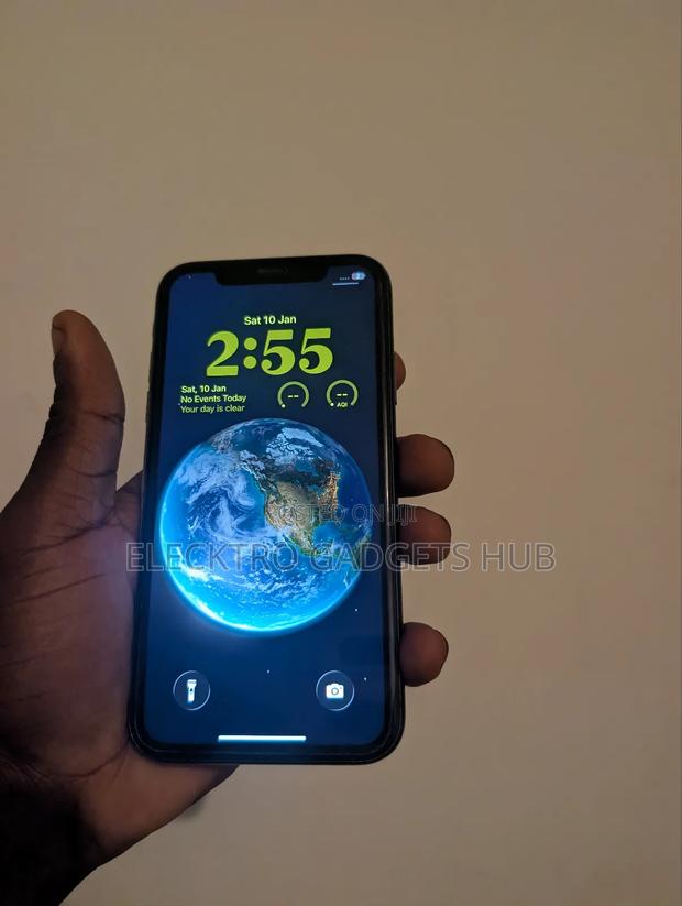Apple iPhone 11 128 GB Black photo 2