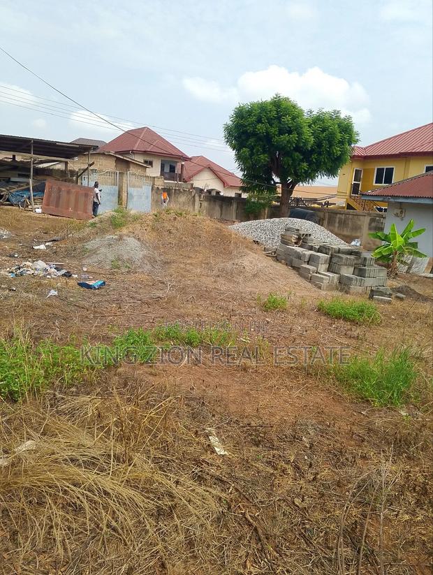 Gated Half Plot of Land