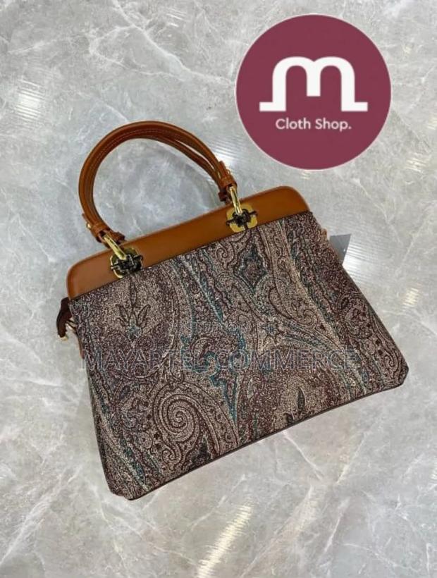 Luxury Leather Bags photo 3