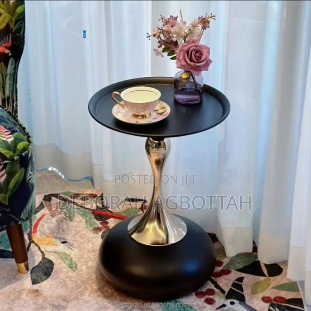 Coffee Table photo 3