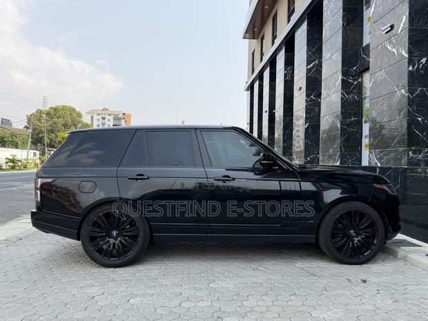 Land Rover Range Rover Vogue 2021 Black