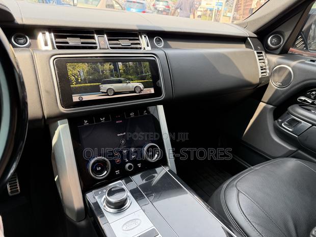 Land Rover Range Rover Vogue 2021 Black photo 5