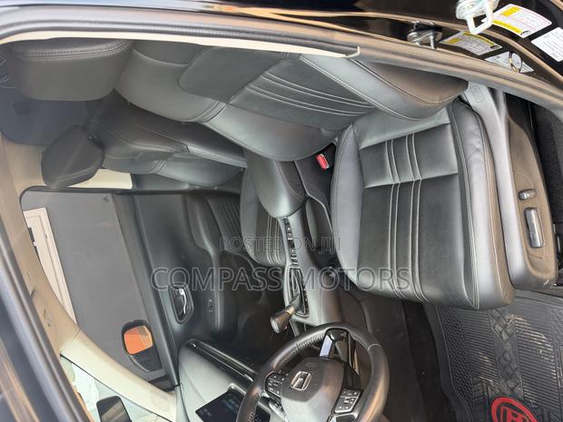 Honda HR-V 2024 Black