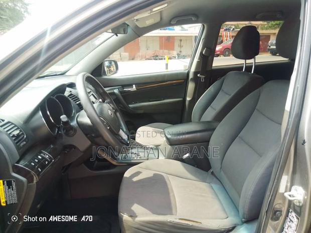 Kia Sportage 2012 Gray photo 6