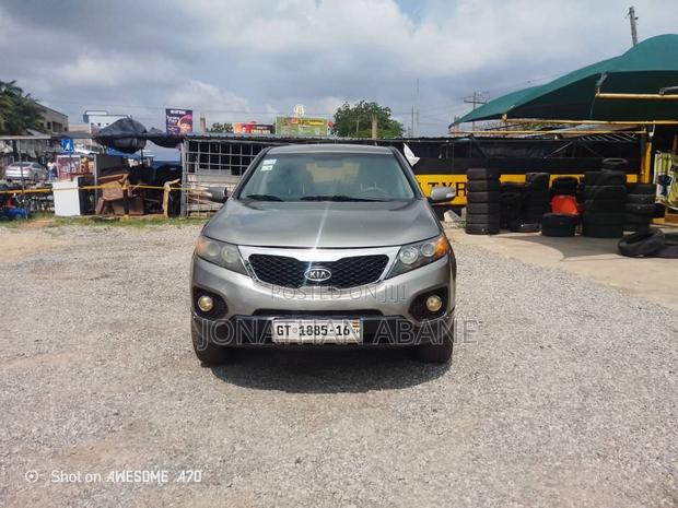 Kia Sportage 2012 Gray photo 8