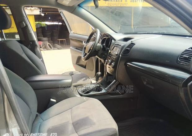Kia Sportage 2012 Gray photo 10