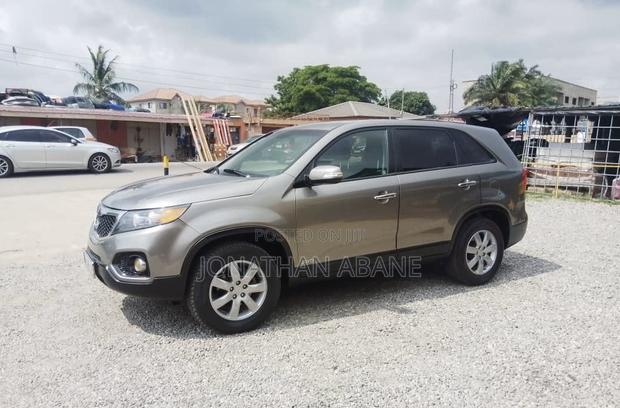 Kia Sportage 2012 Gray photo 4