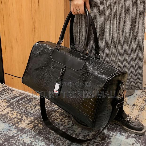 Premium Crocodile-Pattern Travel Bag