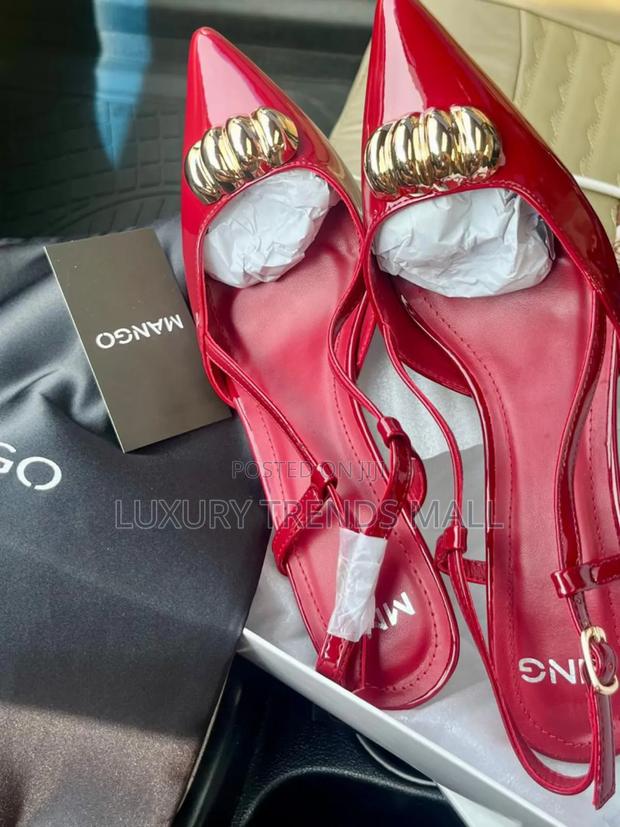Elegant Ladies Handbag Heels Set
