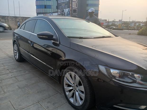 Volkswagen CC 2013 Black photo 2