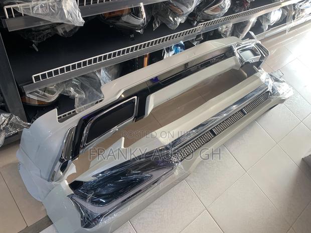 Land Cruiser Prado 2018-2021front and Back Bumper Spoiler With Led. photo 3