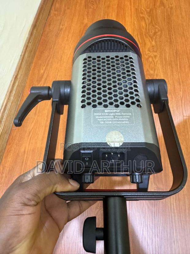 Triopo Mars M200 Led Video Light With Softbox and Stand photo 5