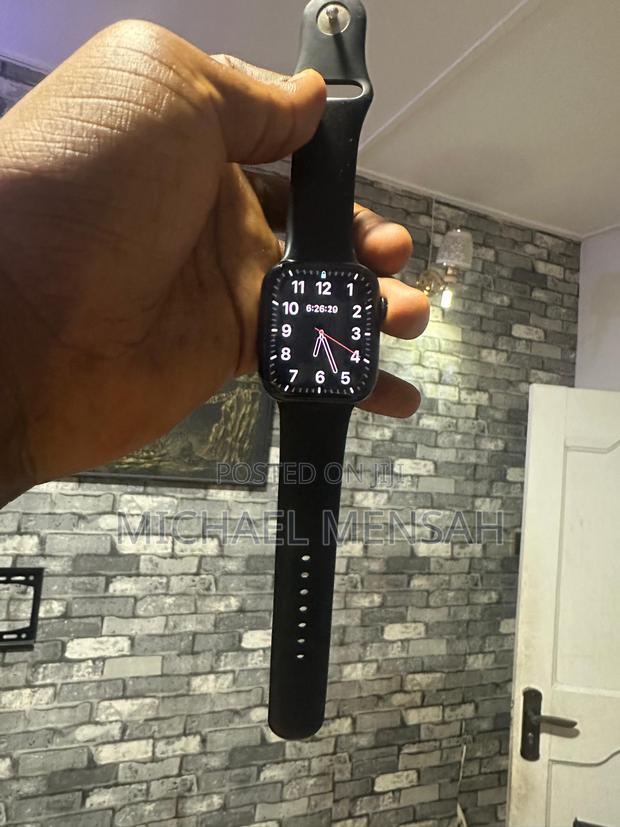 Apple Watch Series 7 45 Mm photo 3