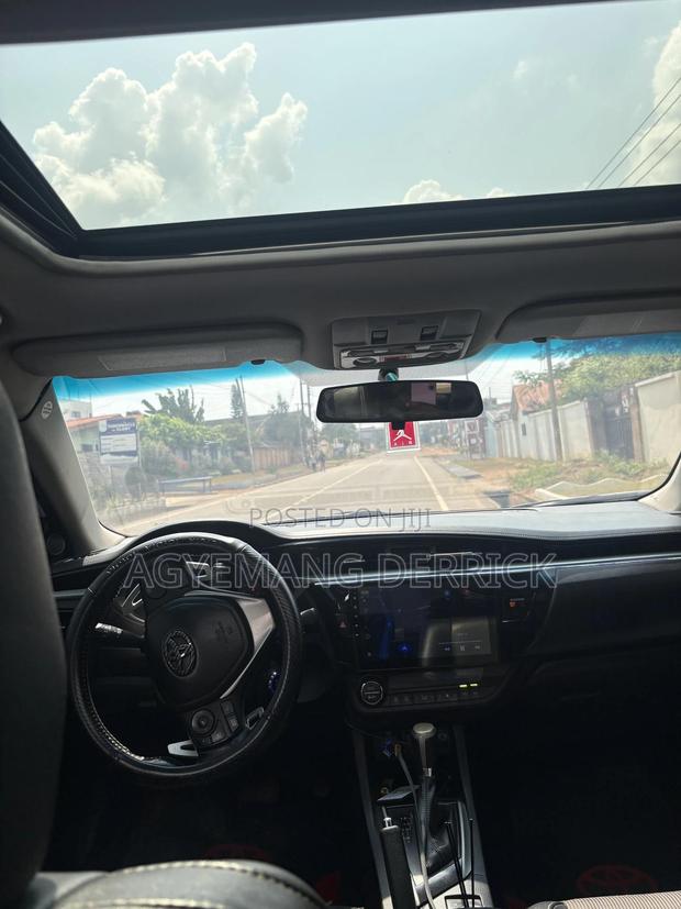 Toyota Corolla S Plus 4dr Sedan (1.8L 4cyl CVT) 2016 White