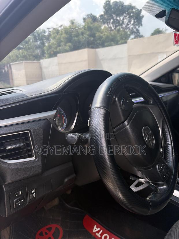 Toyota Corolla S Plus 4dr Sedan (1.8L 4cyl CVT) 2016 White