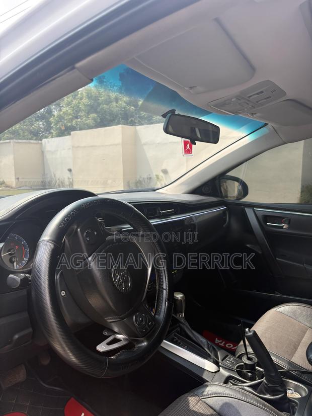 Toyota Corolla S Plus 4dr Sedan (1.8L 4cyl CVT) 2016 White