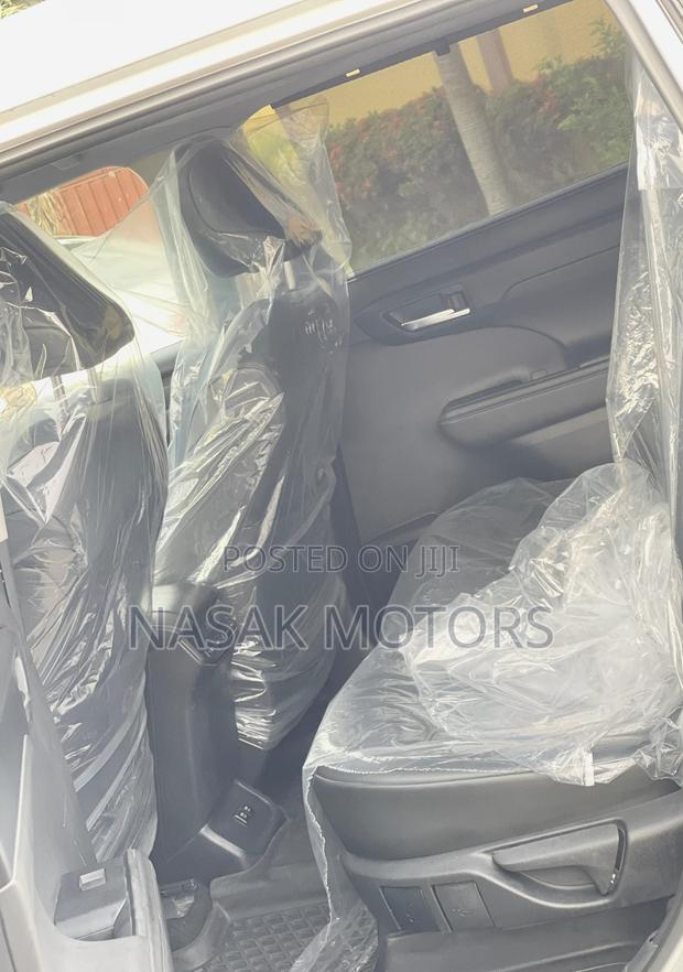 Toyota Highlander XLE AWD 2020 White photo 7