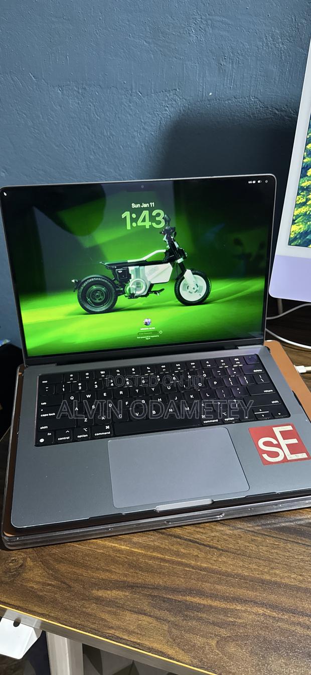 Laptop Apple MacBook Pro 16GB Apple M1 Pro SSD 512GB