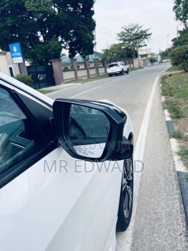 Honda Civic EX-L Sedan 2018 White