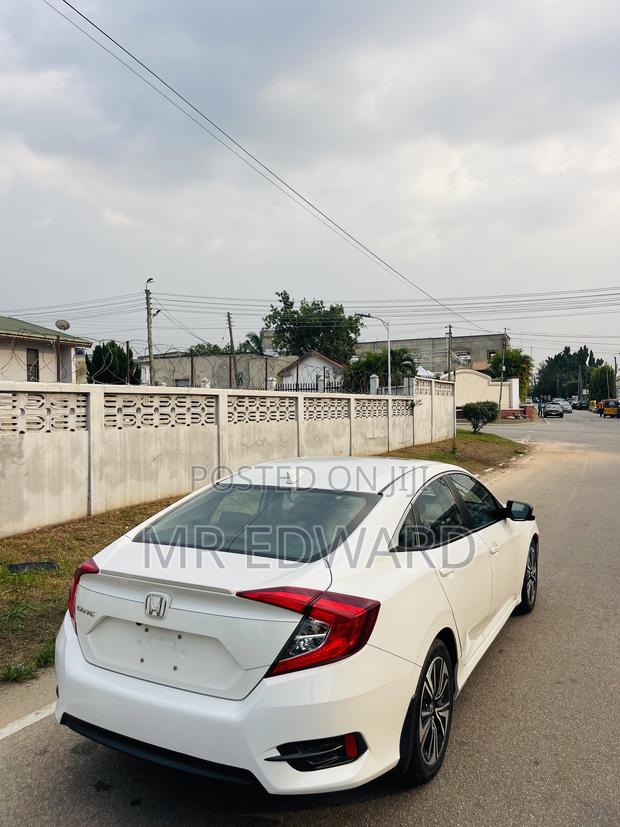 Honda Civic EX-L Sedan 2018 White