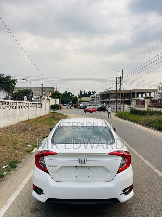 Honda Civic EX-L Sedan 2018 White