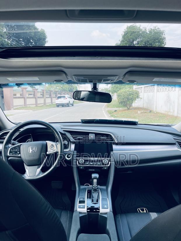 Honda Civic EX-L Sedan 2018 White