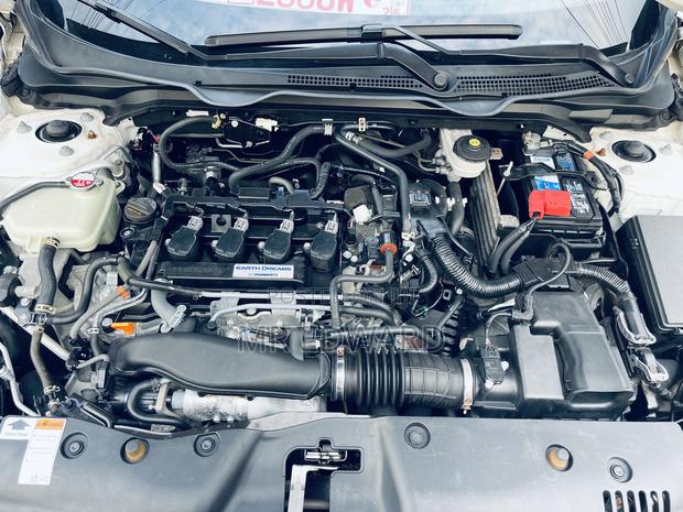 Honda Civic EX-L Sedan 2018 White