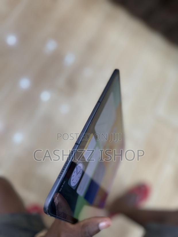 Apple iPad Pro 13 (2024) 256 GB Black photo 6