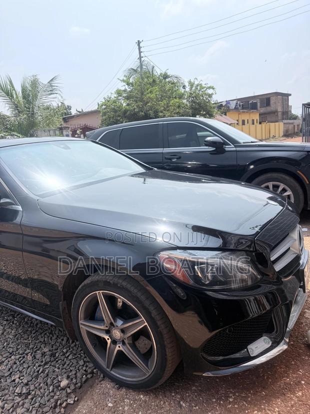 Mercedes-Benz C300 Luxury 4Matic Sedan AWD (2.0L 4cyl 7A) 2016 Black photo 9