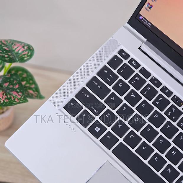 Laptop HP EliteBook 830 G7 8GB Intel Core i5 SSD 256GB photo 2