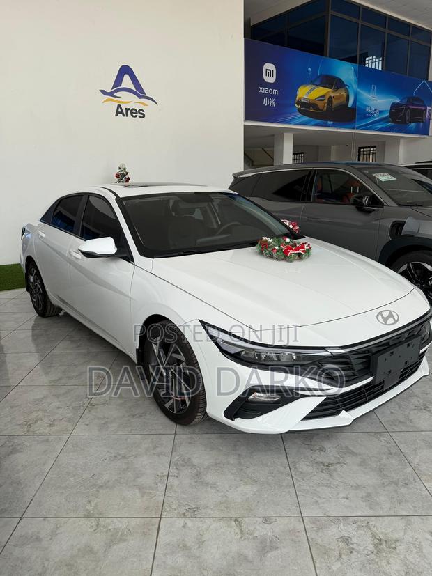 New Hyundai Elantra SEL Convenience IVT 2025 White photo 4