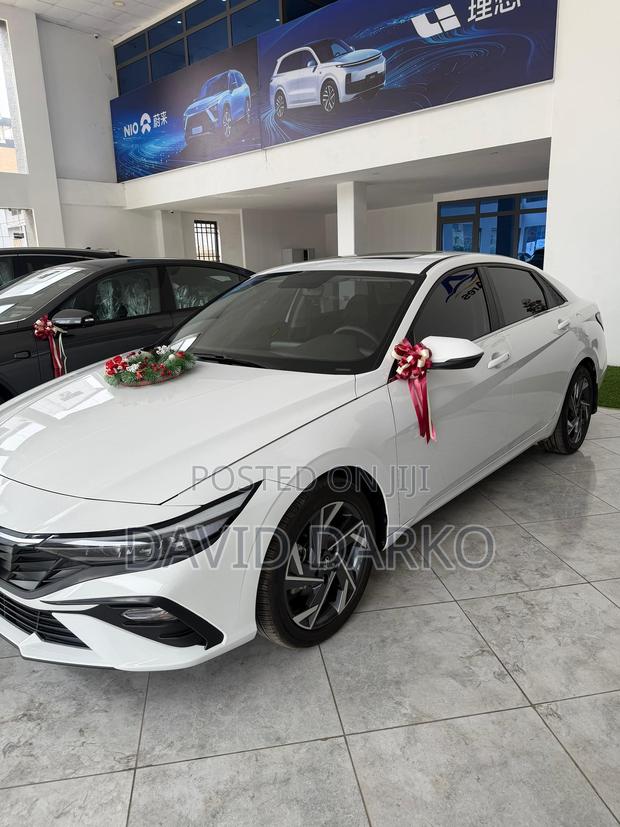 New Hyundai Elantra SEL Convenience IVT 2025 White photo 3