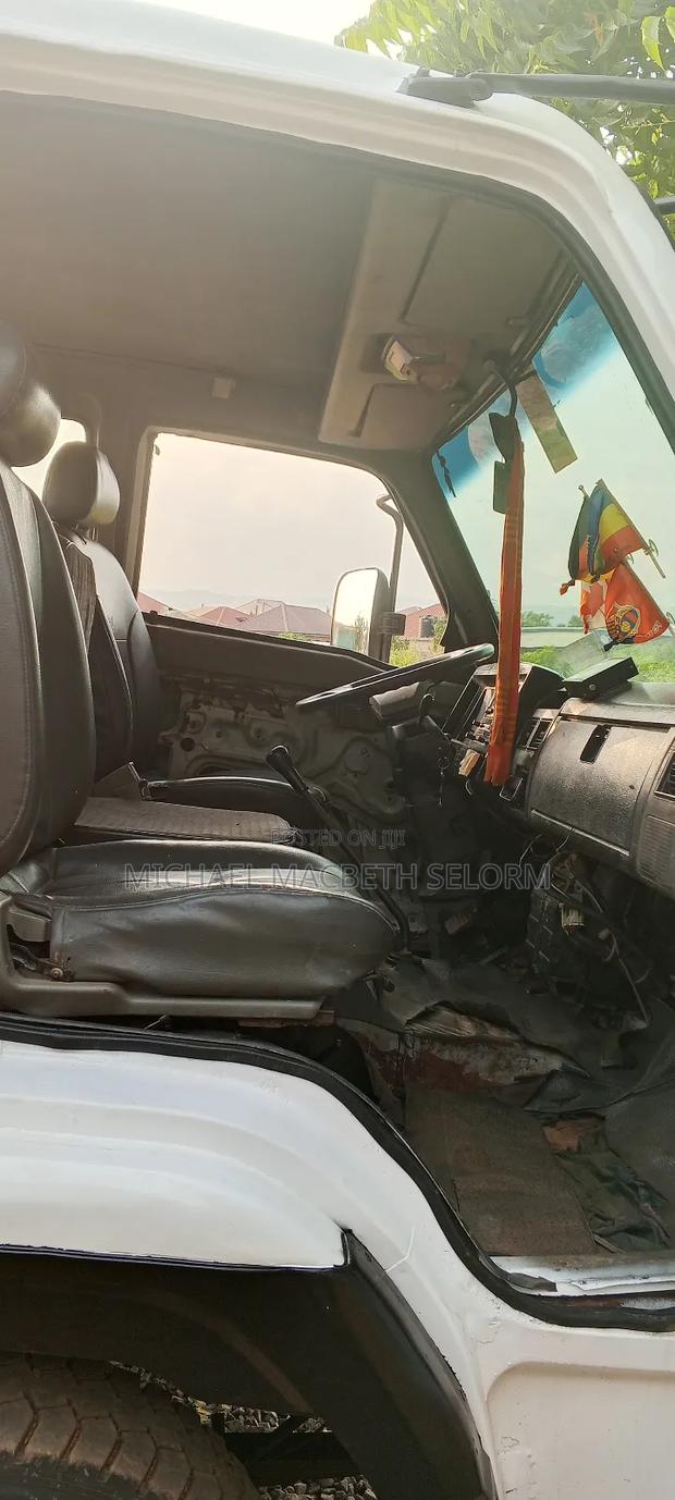 Kia Rhino Truck photo 5