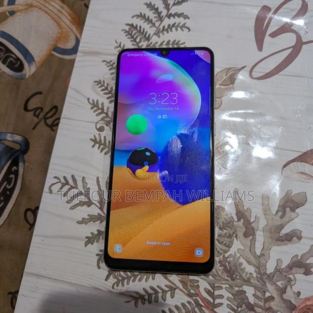 Samsung Galaxy A31 64 GB Black photo 2