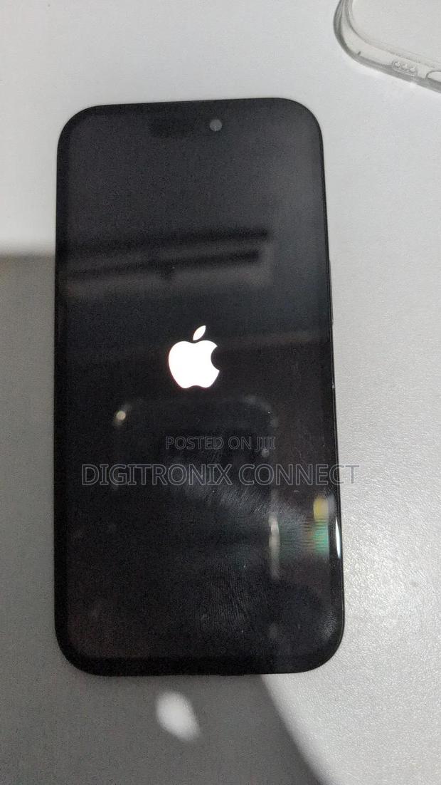 Apple iPhone 15 128 GB Black photo 2