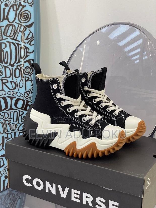 Converse Run Star Hike Hi "Black/White" In Different Style, Swipe >>>> · Photo 4