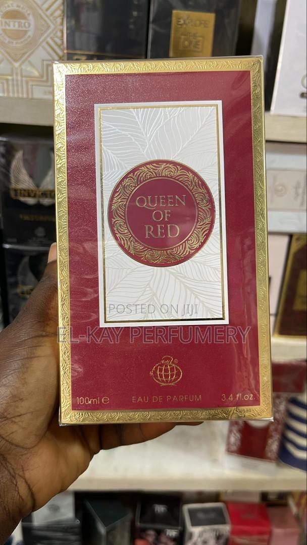 Queen of Red Perfume photo 2