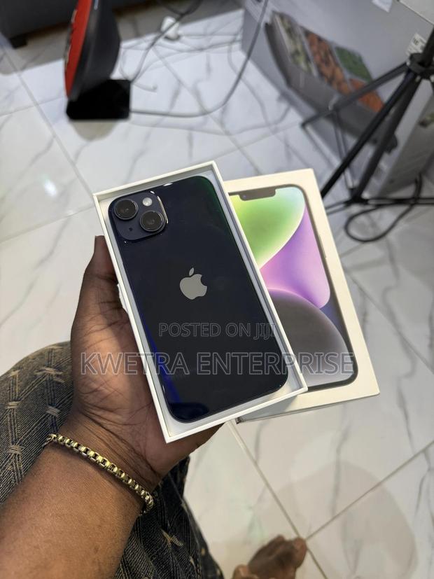 Apple iPhone 14 128 GB photo 2