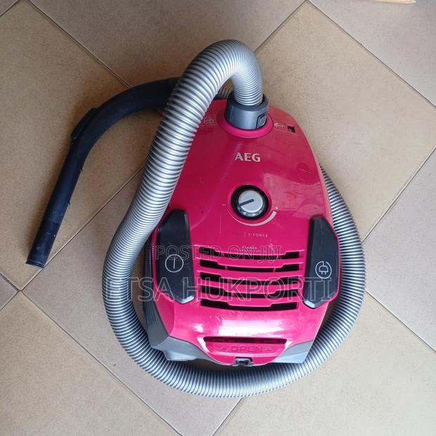 Used Neat Aeg Dry Vacuum Cleaner From Uk photo 3