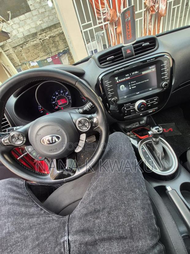 Kia Soul + 4dr Wagon (2.0L 4cyl 6A) 2015 Red photo 2