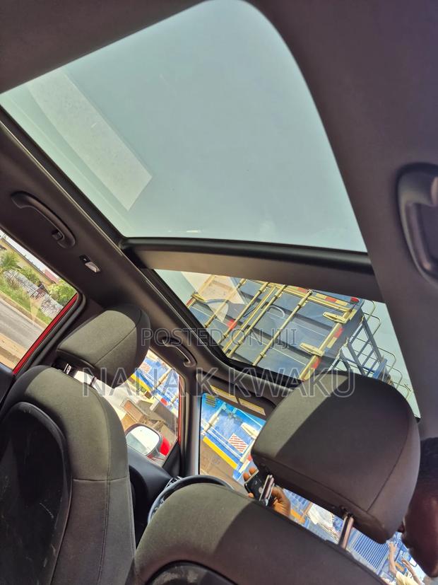 Kia Soul + 4dr Wagon (2.0L 4cyl 6A) 2015 Red photo 6