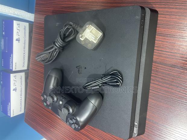 Ps4 Slim Jailbreak With Games photo 3