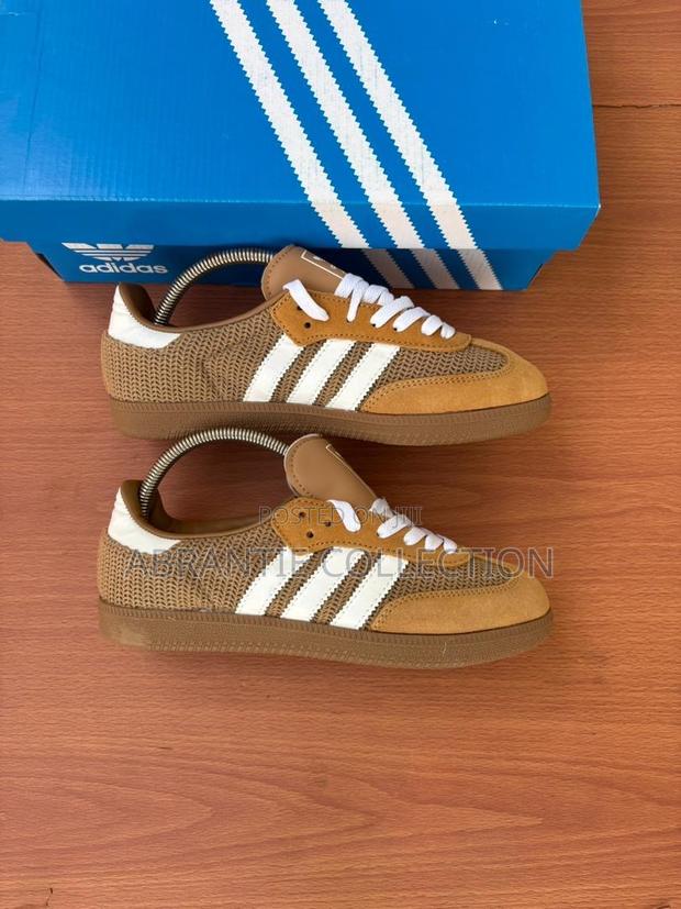 Adidas Og Samba Cardboard Available · Photo 4