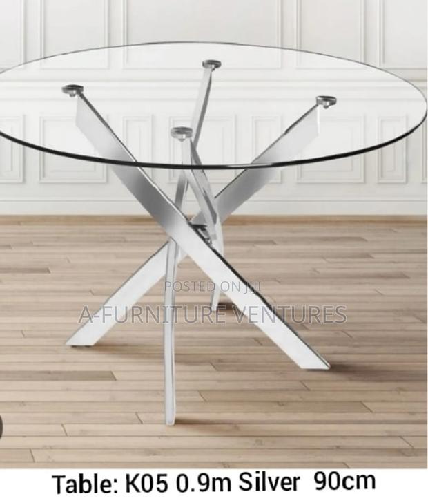 90cm Round Glass Table