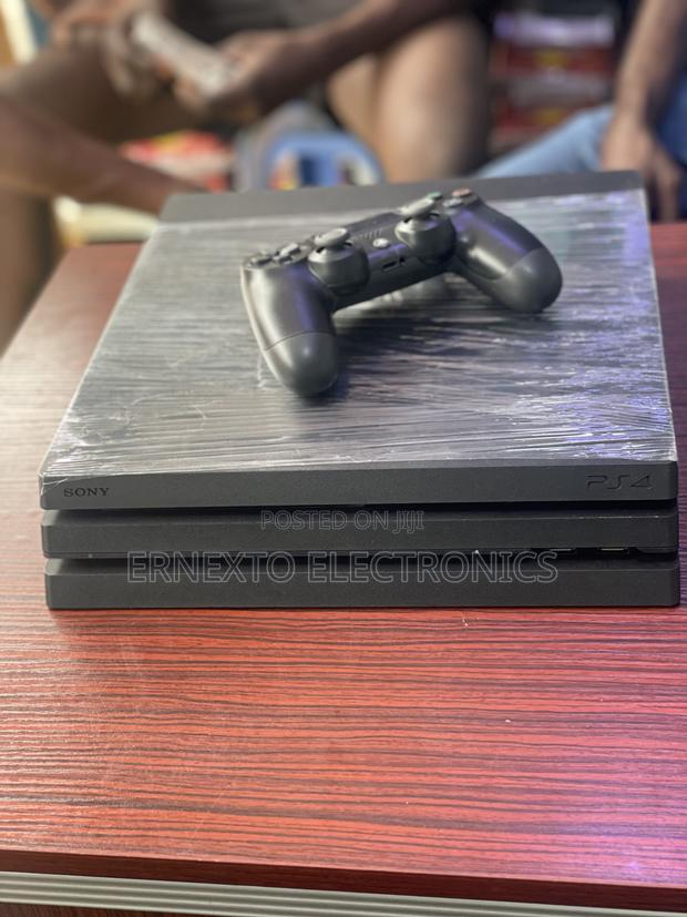 Ps4 Pro Loaded With Games photo 2